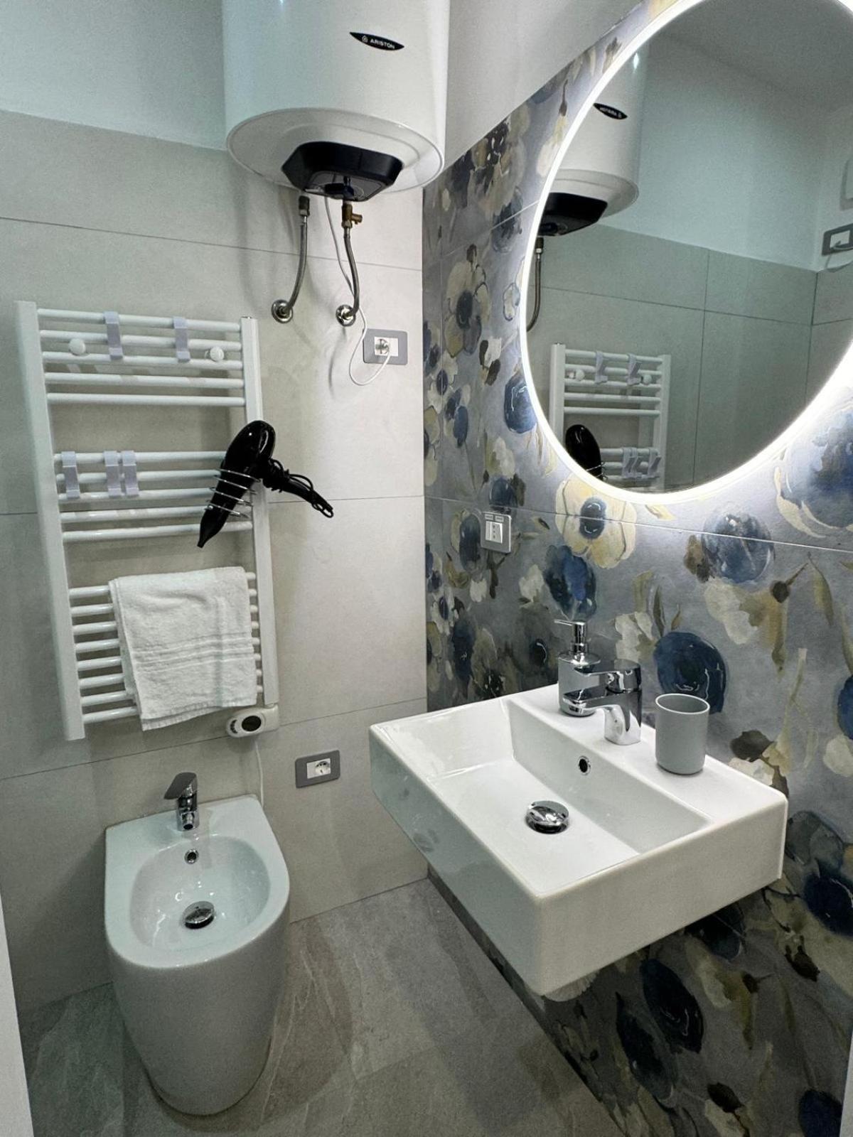 Apartmán La Casa Di Jennifer Nel Centro Parma Exteriér fotografie
